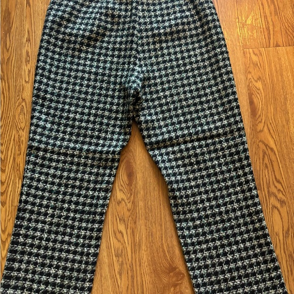 Zara plaid black , cream and green pants - Picture 4 of 12
